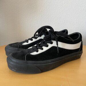 Vans Bold Ni Suede Black/Marshmallow Classic Skate Shoes Size W 7/M 5.5